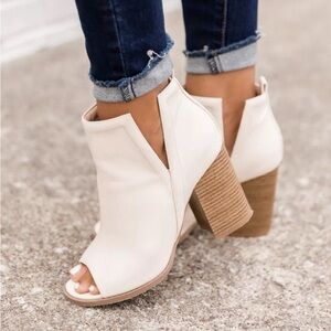 Pink Lily Beth Cream Bootie
